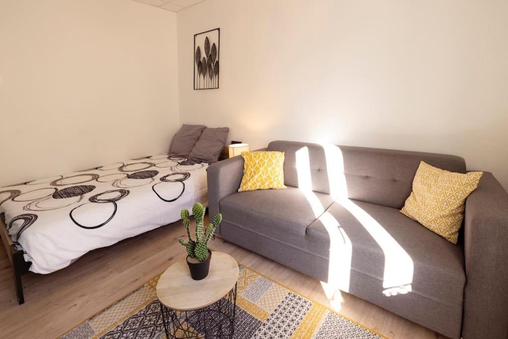 Le Citadin E - Entierement Equipe - Centre-Ville Gare Montluçon Εξωτερικό φωτογραφία
